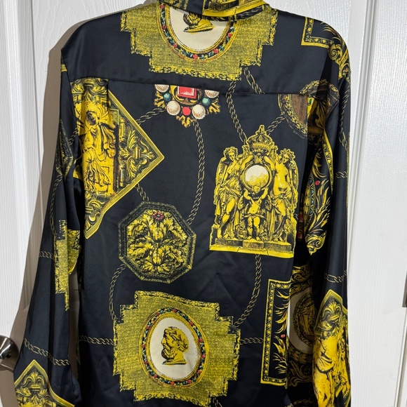 Men’s satin button down - Picture 3 of 3